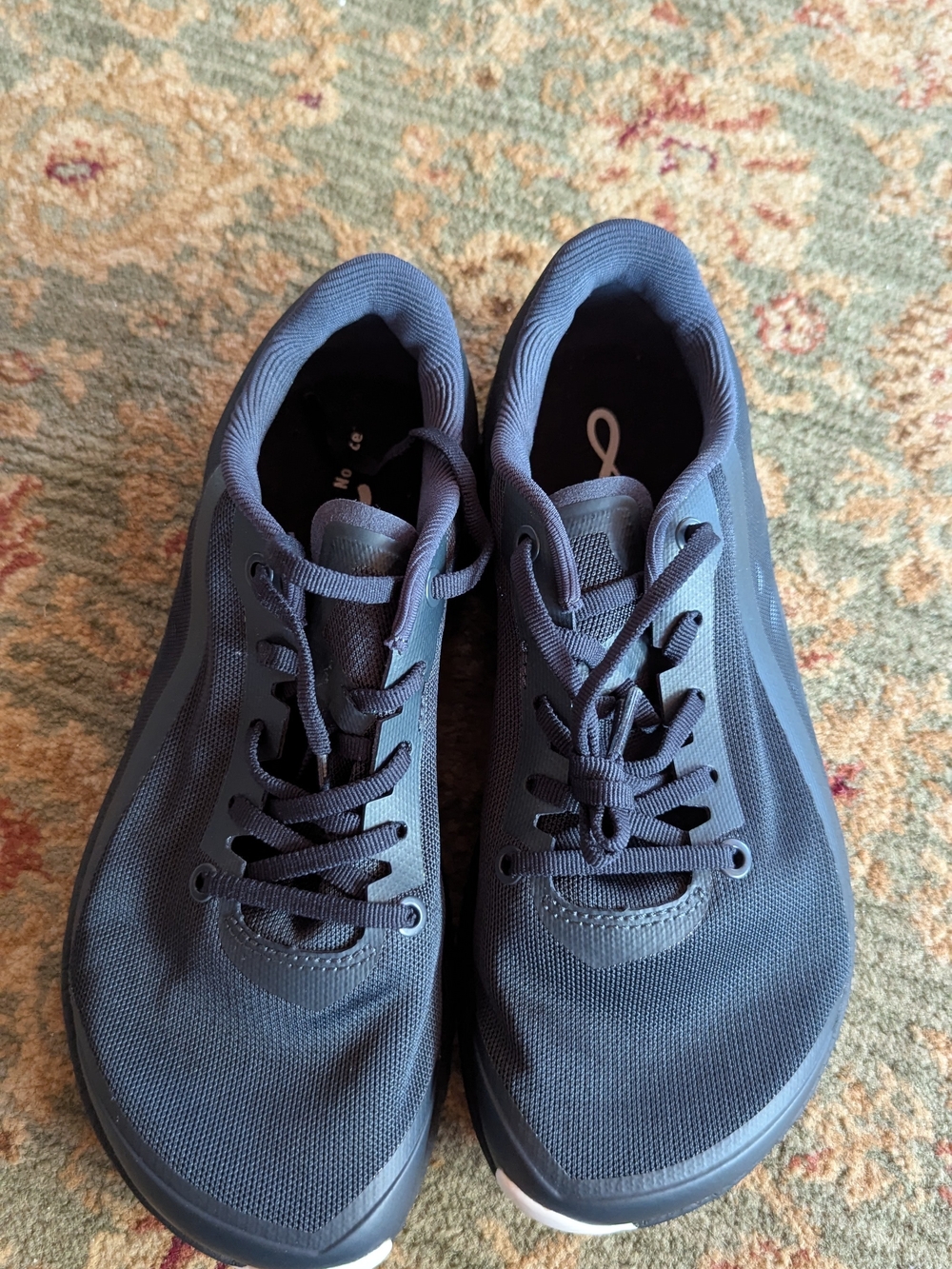 Notace Michi 1 minimalist training shoes featuring a breathable mesh upper